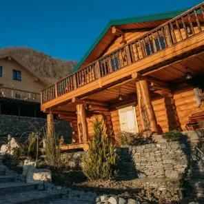 Резиденция HILLS1200 в Медовеевке,